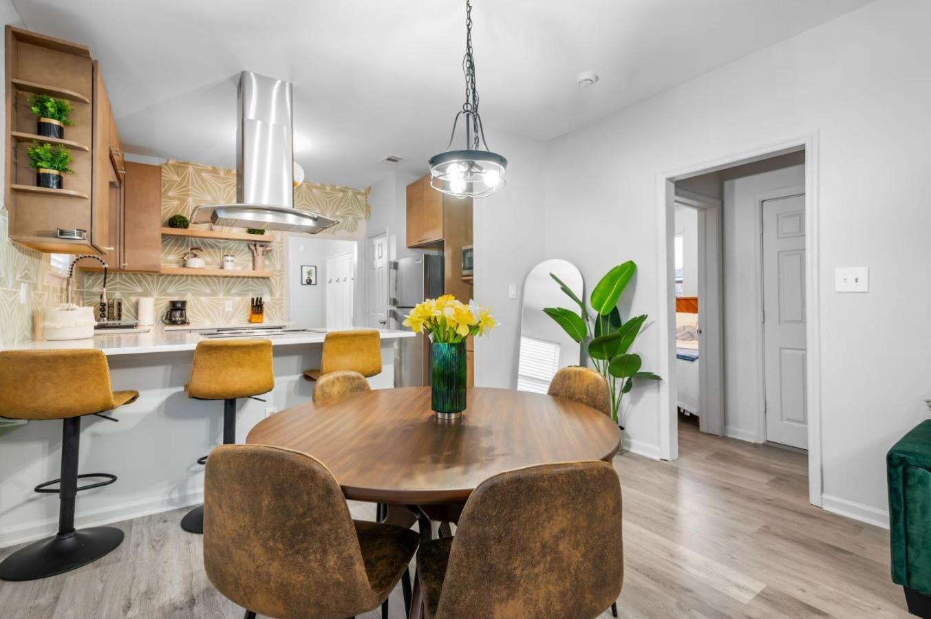 5Min To River Street, Dt - Spacious - Free Parking Savannah Exterior foto